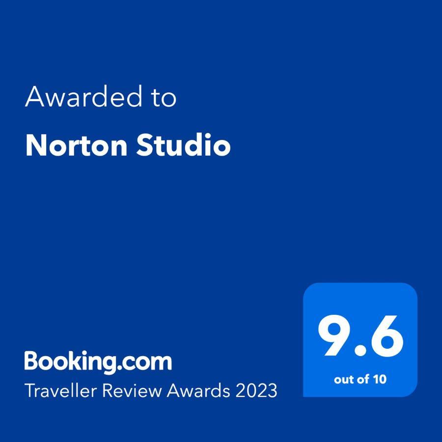 Norton Studio アランデル エクステリア 写真